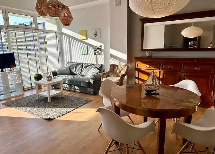 Sunset Apartments Darlowko アパート ダルウフコ