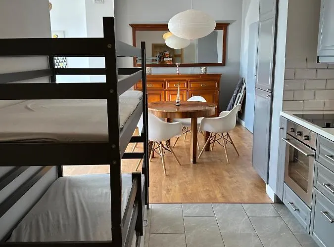 Sunset Apartments Darlowko アパート